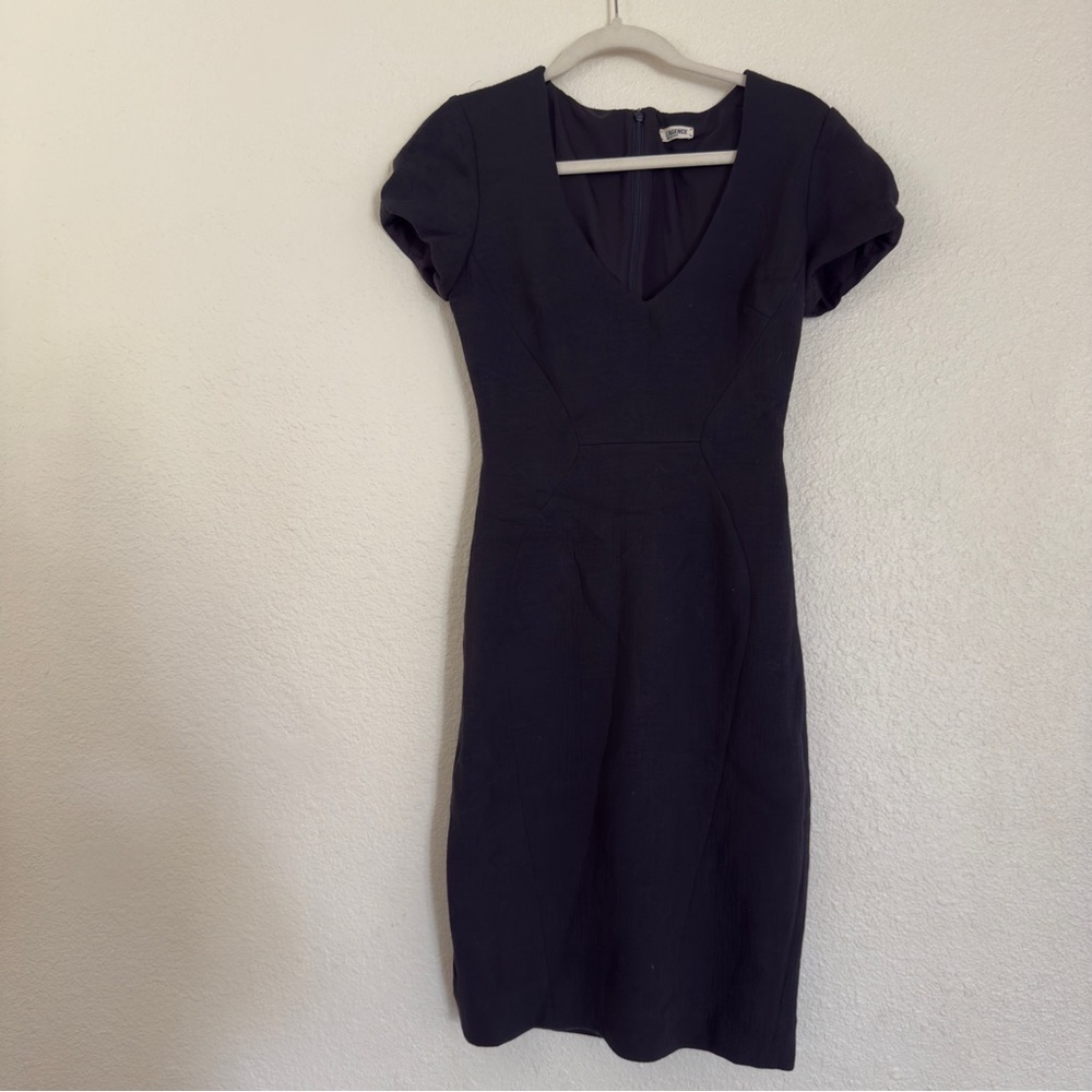 L’Agence Charcoal Gray V-Neck Textured Sheath Dress Size 6